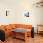 Apartman With Parking Space Orebic, Peljesac - 10075 Orebić
