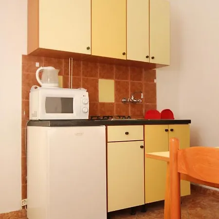 Apartment Apartments With A Parking Space Orebic, Peljesac - 10075