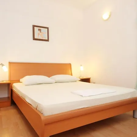 Apartments With A Parking Space Orebic, Peljesac - 10075 Apartment